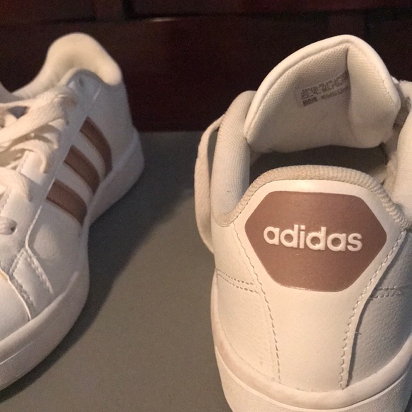 Adidas rose gold cloudfoam stripe sneaker - Picture 6 of 7